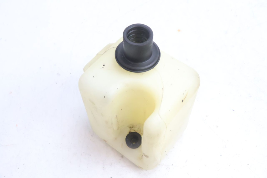 photo de SERBATOIO LAVAVETRI BMW C1 125 (2000 - 2003) - Zoom sullo stato d'uso