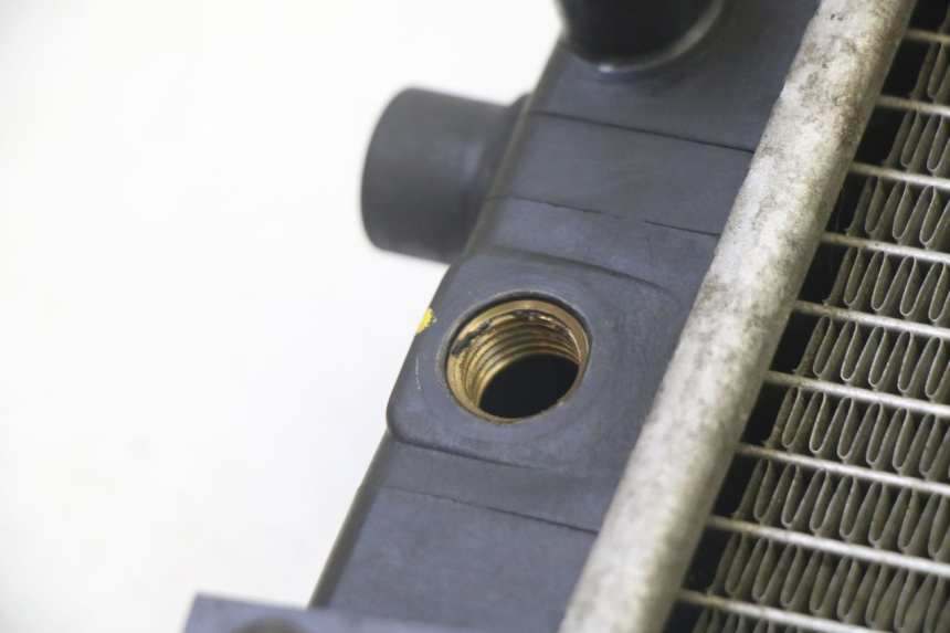 photo de RADIATORE ADIVA AD3 300 (2014 - 2020) - Dettagli dei punti di fissaggio