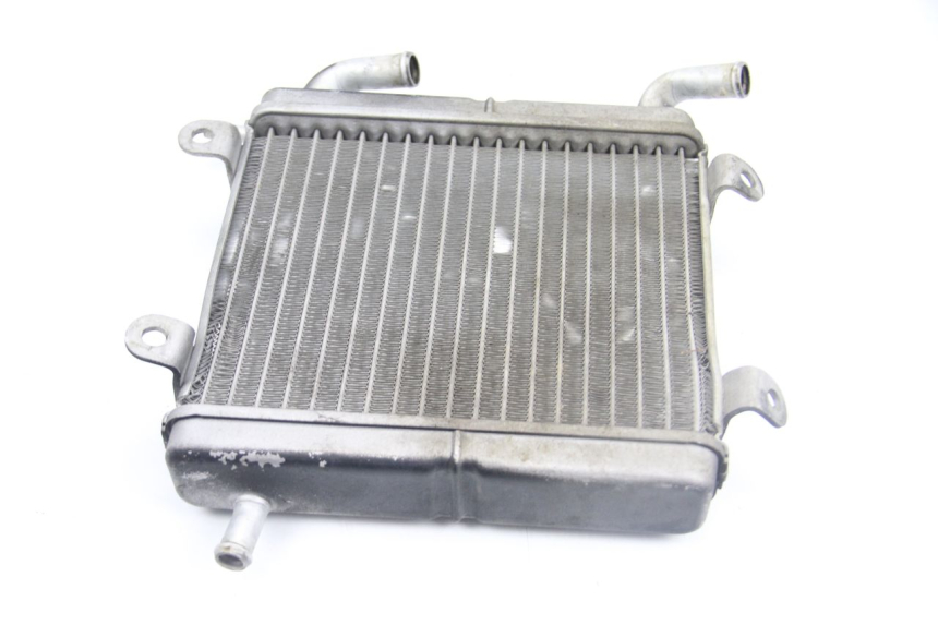 photo de RADIATORE YAMAHA AEROX NAKED 2T 50 (2013 - 2017) - Zoom sullo stato d'uso