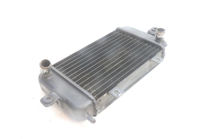photo de RADIATORE BMW C1 125 (2000 - 2003) - Stato della superficie e materiale