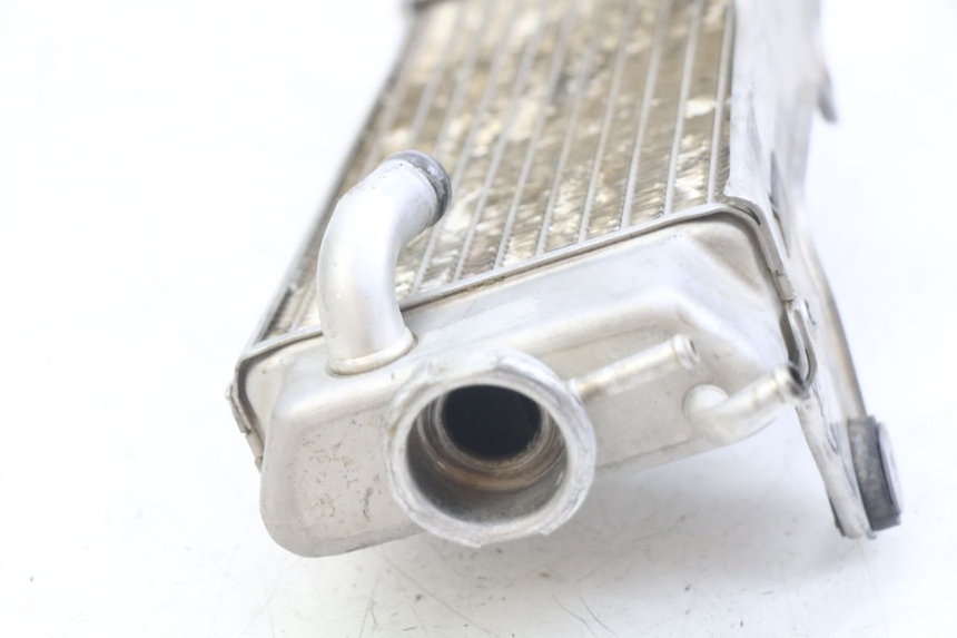photo de RADIATORE DESTRO HONDA CRF CR-F 450 (2009 - 2012) - Altra angolazione
