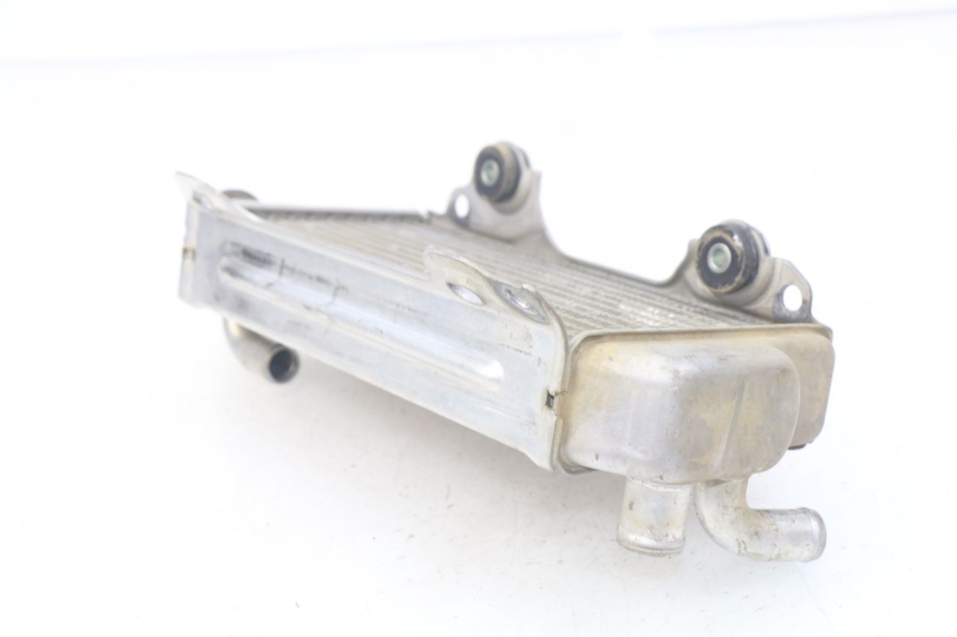 photo de RADIATORE DESTRO SUZUKI RM-Z RMZ 250 (2010 - 2016) - Primo piano tecnico