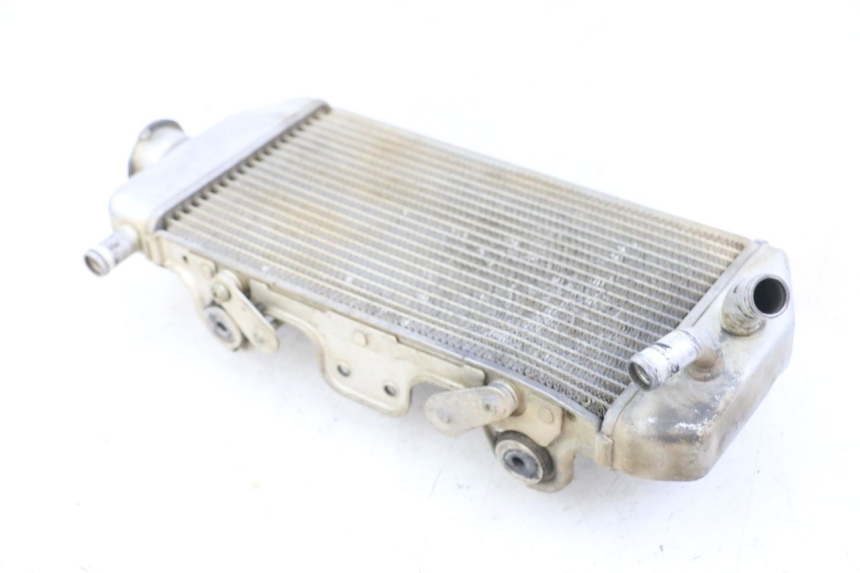 photo de RADIATORE DESTRO YAMAHA YZ-F YZF 250 (2007 - 2013) - Primo piano tecnico