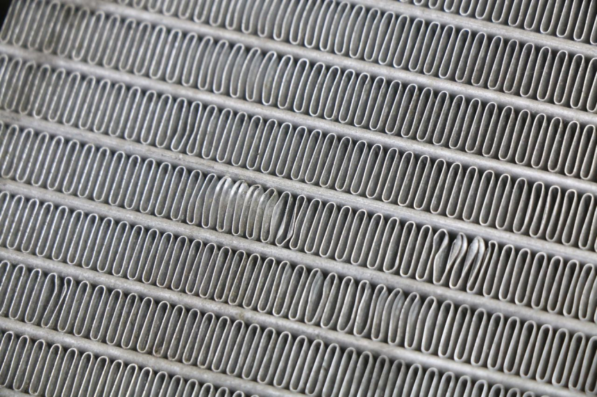 photo de RADIATORE HONDA FES S-WING SWING ABS 125 (2007 - 2015) - Marcature e riferimenti originali