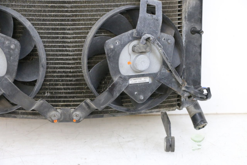 photo de RADIATORE YAMAHA FJR ABS 1300 (2006 - 2012) - Angolazione alternativa