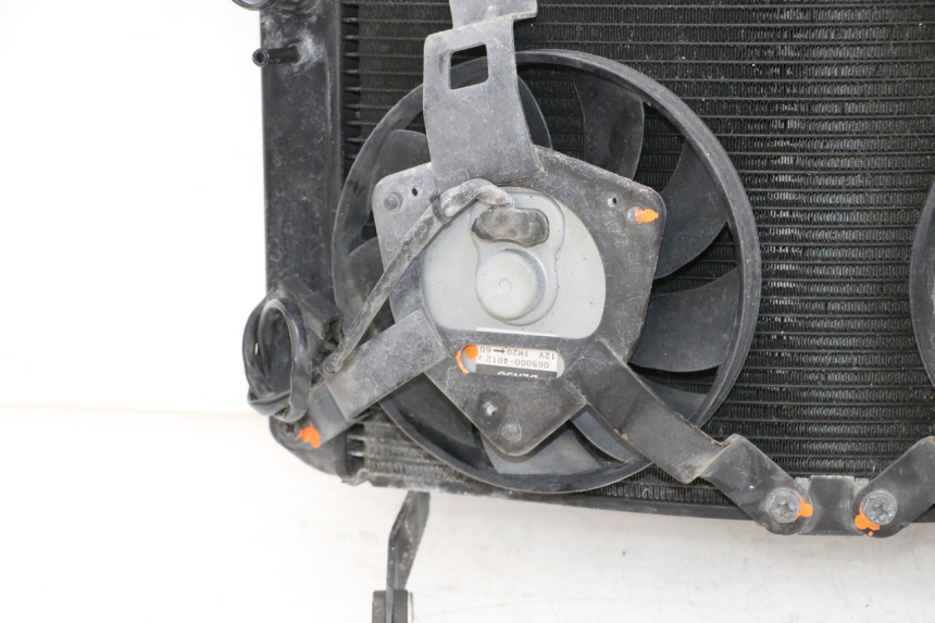 photo de RADIATORE YAMAHA FJR ABS 1300 (2006 - 2012) - Altra vista dell'articolo