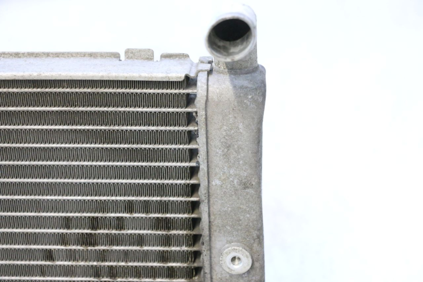 photo de RADIATORE HONDA FJS SILVER WING SILVERWING 400 (2005 - 2008) - Altra angolazione