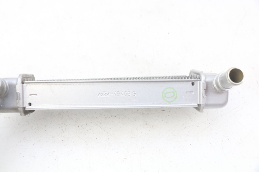 photo de RADIATORE SINISTRA PEUGEOT LUDIX BLASTER 50 (2006 - 2014) - Dettaglio del componente