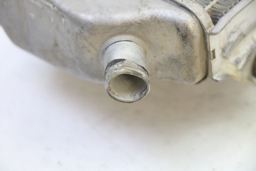 photo de RADIATORE SINISTRA YAMAHA YZF YZ-F 450 (2014 - 2016) - Primo piano tecnico