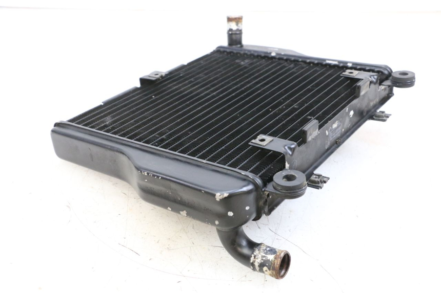 photo de RADIATORE KAWASAKI GPZ RX 1000 (1986 - 1988) - Stato della superficie e materiale