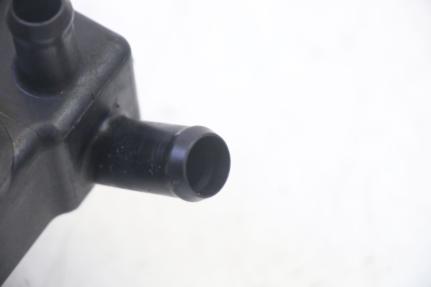 photo de RADIATORE KYMCO GRAND DINK 125 (2002 - 2007) - Marcature e riferimenti originali