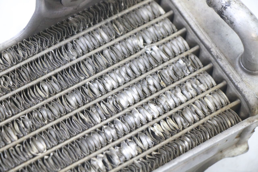 photo de RADIATORE HONDA CR 85 (2003 - 2007) - Zoom sullo stato d'uso