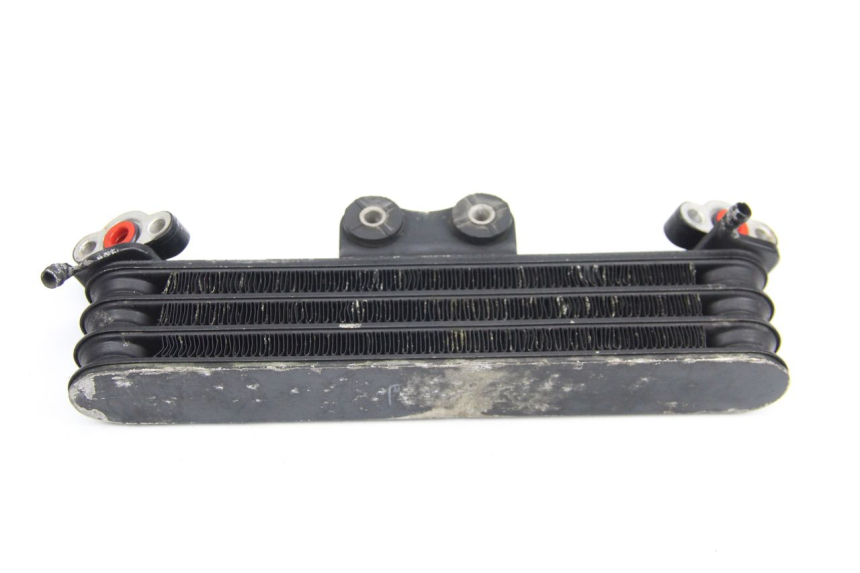 photo de RADIATORE OLIO HONDA CBR F SC21 1000 (1986 - 1992) - Altra angolazione