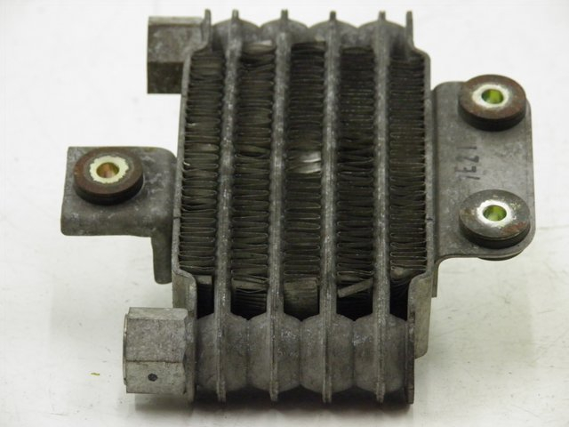 photo de RADIATORE OLIO DAELIM VJ ROADWIN 125 (2008 - 2010) - Zoom sullo stato d'uso