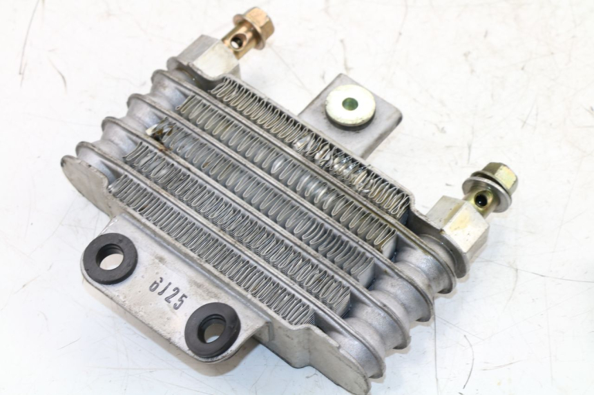 photo de RADIATORE OLIO DAELIM VJ ROADWIN 125 (2004 - 2007) - Altra angolazione