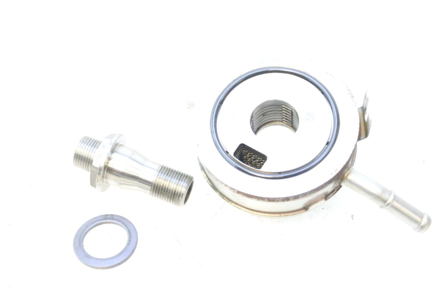 photo de RADIATORE OLIO HONDA FJS SILVER WING SILVERWING 400 (2005 - 2008) - Zoom sullo stato d'uso