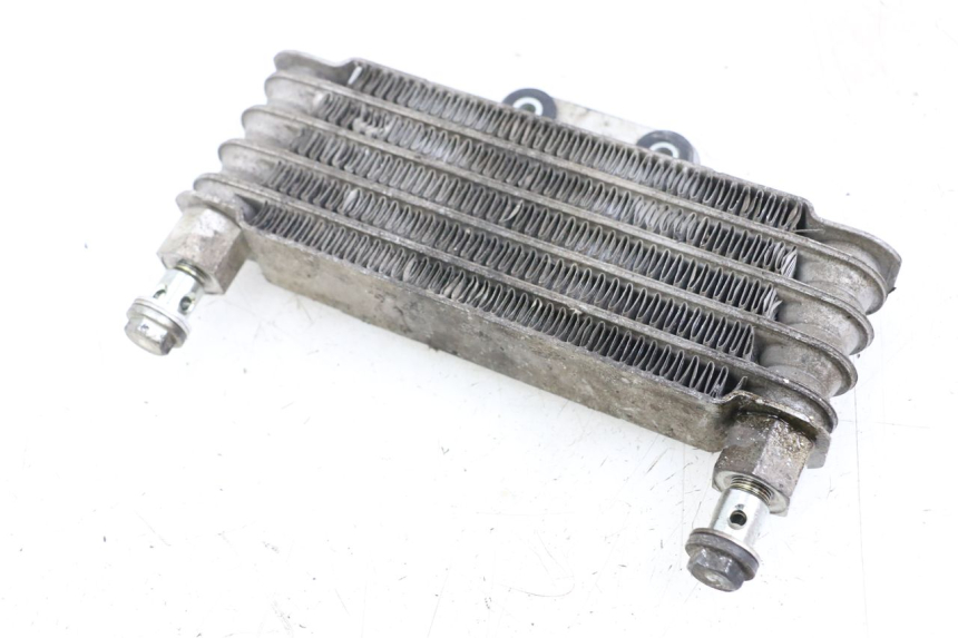 photo de RADIATORE OLIO HYOSUNG GTR 125 (2006 - 2008) - Primo piano tecnico