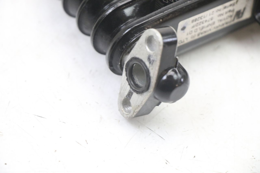 photo de RADIATORE OLIO ROYAL ENFIELD HYMALAYAN 410 (2016 - 2023) - Primo piano tecnico