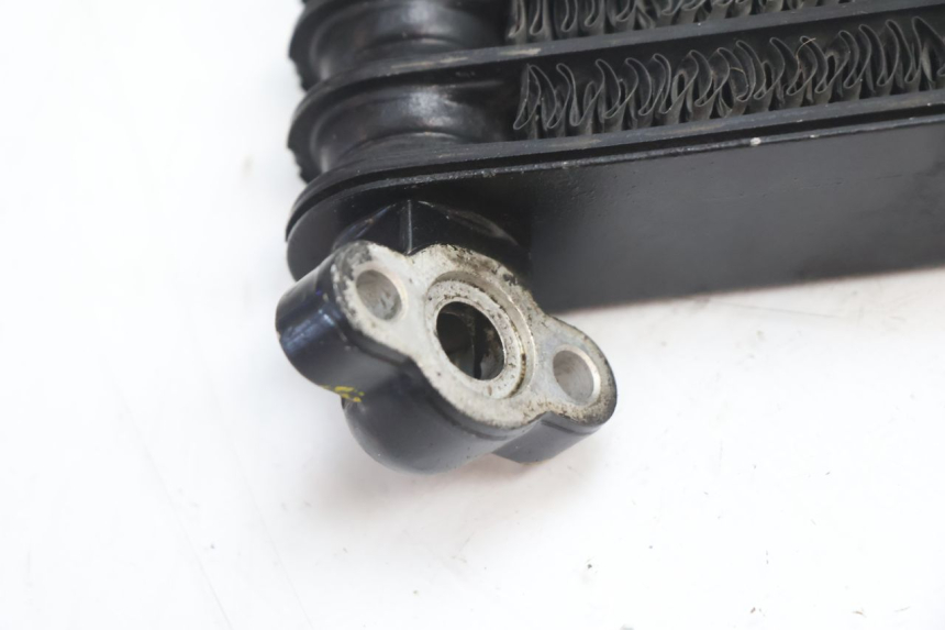 photo de RADIATORE OLIO HONDA XRV AFRICA TWIN 750 (1990 - 1992) - Dettagli dei punti di fissaggio