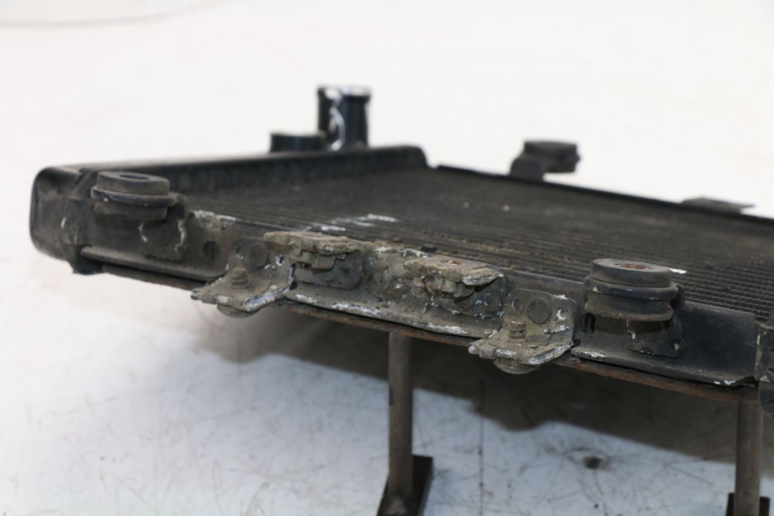 photo de RADIATORE KAWASAKI ER5 ER-5 500 (2001 - 2004) - Zoom sullo stato d'uso