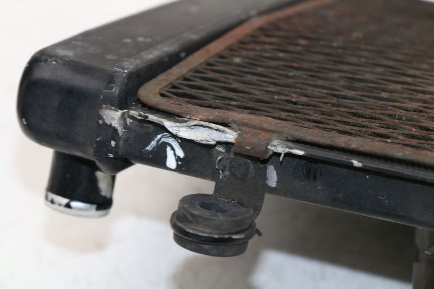 photo de RADIATORE KAWASAKI ER5 ER-5 500 (2001 - 2004) - Altra angolazione