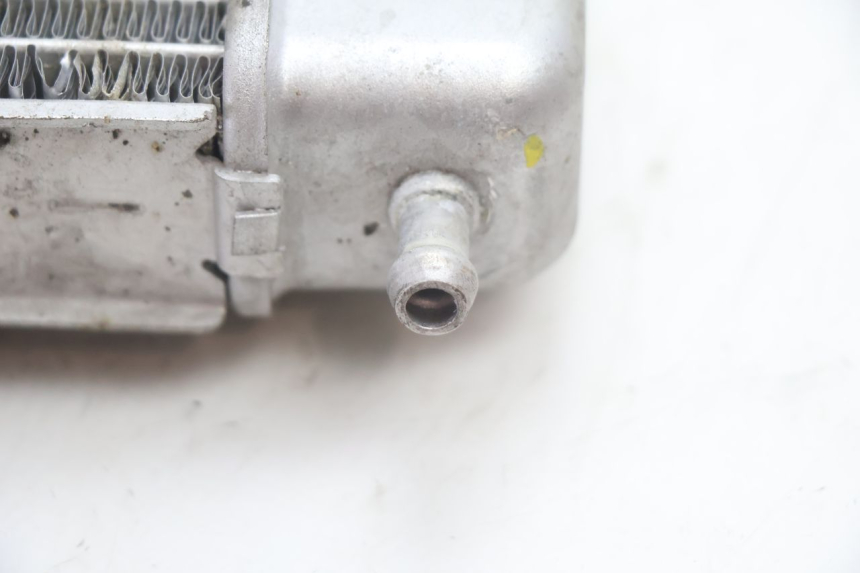 photo de RADIATORE PIAGGIO MP3 HPE 530 (2022 - 2026) - Marcature e riferimenti originali
