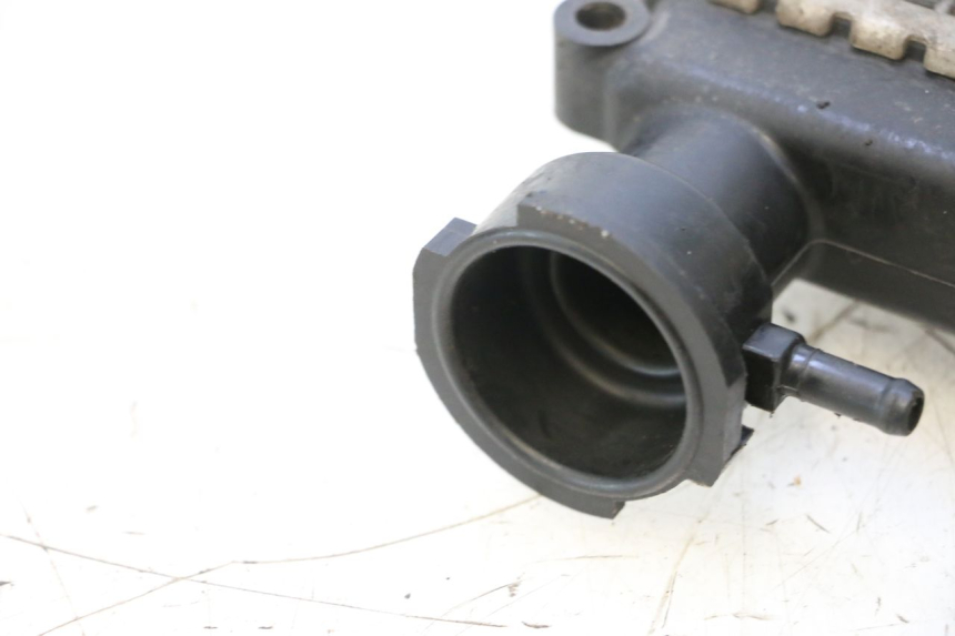 photo de RADIATORE YAMAHA NEOS NEO'S 4T 50 (2008 - 2016) - Primo piano tecnico