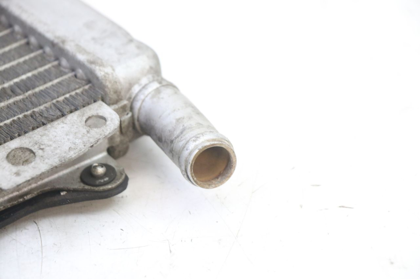 photo de RADIATORE GILERA NEXUS 125 (2009 - 2013) - Dettagli dei punti di fissaggio