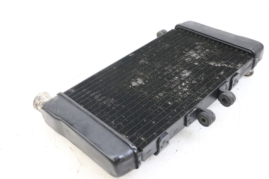 photo de RADIATORE HONDA NTV DEAUVILLE 650 (1998 - 2001) - Stato della superficie e materiale