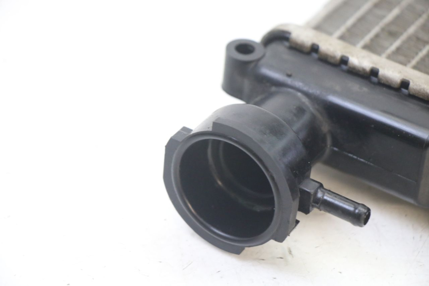 photo de RADIATORE MBK OVETTO 4T 50 (2008 - 2016) - Zoom sullo stato d'uso