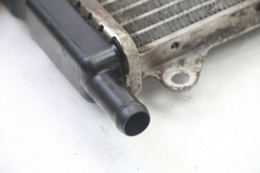 photo de RADIATORE MBK OVETTO 4T 50 (2008 - 2016) - Altra angolazione