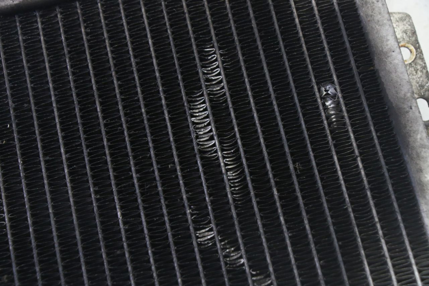 photo de RADIATORE PEUGEOT SATELIS 125 (2013 - 2018) - Dettaglio del componente