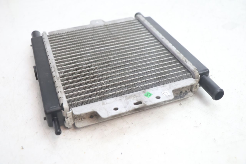 photo de RADIATORE PEUGEOT SATELIS 125 (2013 - 2018) - Altra vista dell'articolo