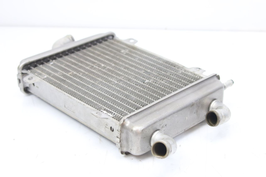 photo de RADIATORE PEUGEOT SPEEDFIGHT LC 50 (1996 - 2002) - Altra angolazione