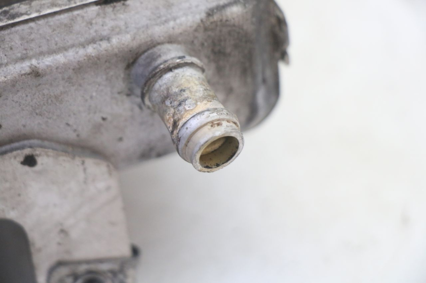 photo de RADIATORE APRILIA SR R 2T LC 50 (2018 - 2021) - Dettagli dei punti di fissaggio