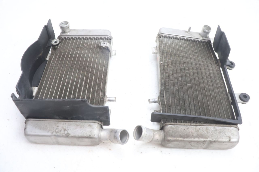 photo de RADIATORE HONDA VFR FI RC46 800 (1998 - 2001) - Dettaglio del componente