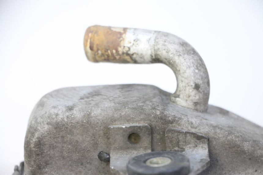 photo de RADIATORE YAMAHA XMAX X-MAX 125 (2006 - 2009) - Dettagli dei punti di fissaggio