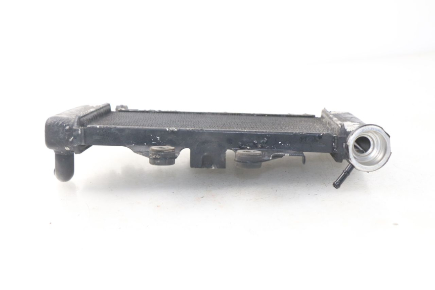 photo de RADIATORE HONDA XLV VARADERO 125 (2000 - 2006) - Dettaglio del componente