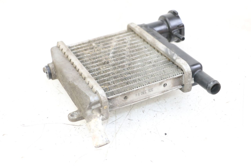 photo de RADIATORE YAMAHA NEOS NEO'S 4T 50 (2008 - 2016) - Primo piano tecnico