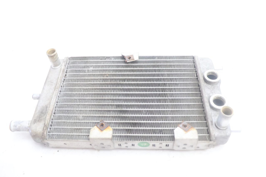 photo de RADIATORE YAMAHA YP MAJESTY 125 (2007 - 2010) - Altra angolazione
