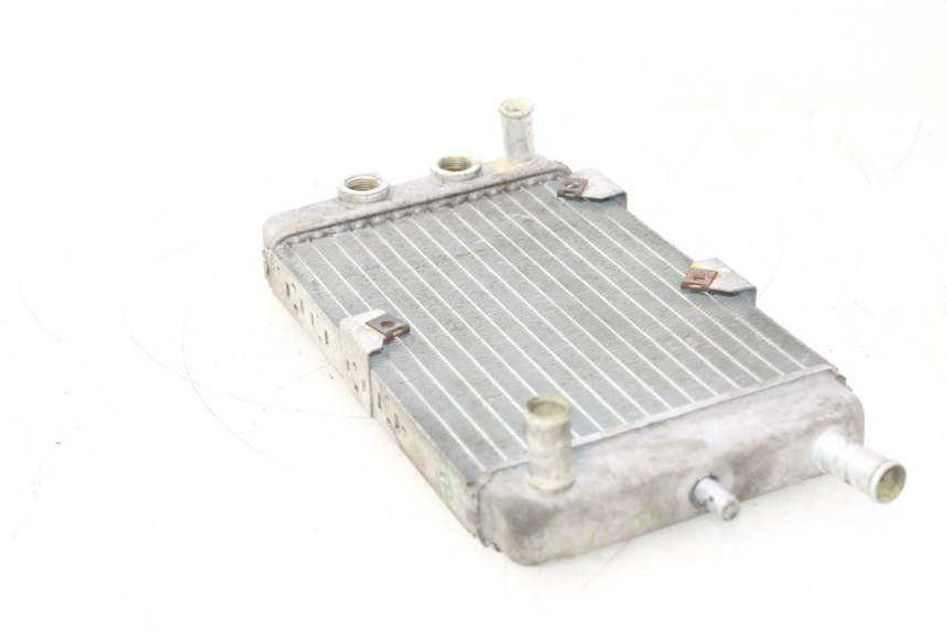 photo de RADIATORE YAMAHA YP MAJESTY 125 (2007 - 2010) - Dettagli dei punti di fissaggio