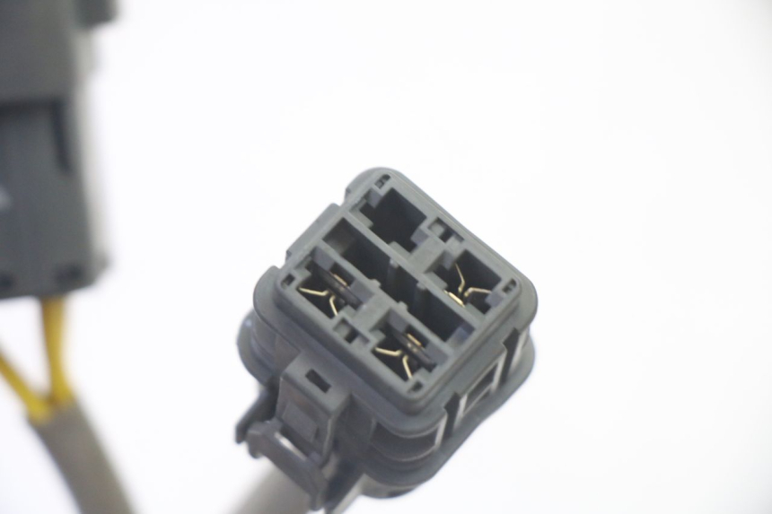 photo de REGOLATORE DI CARICA QUADRO 4 4D 350 (2015 - 2018) - Vista d'insieme del prodotto