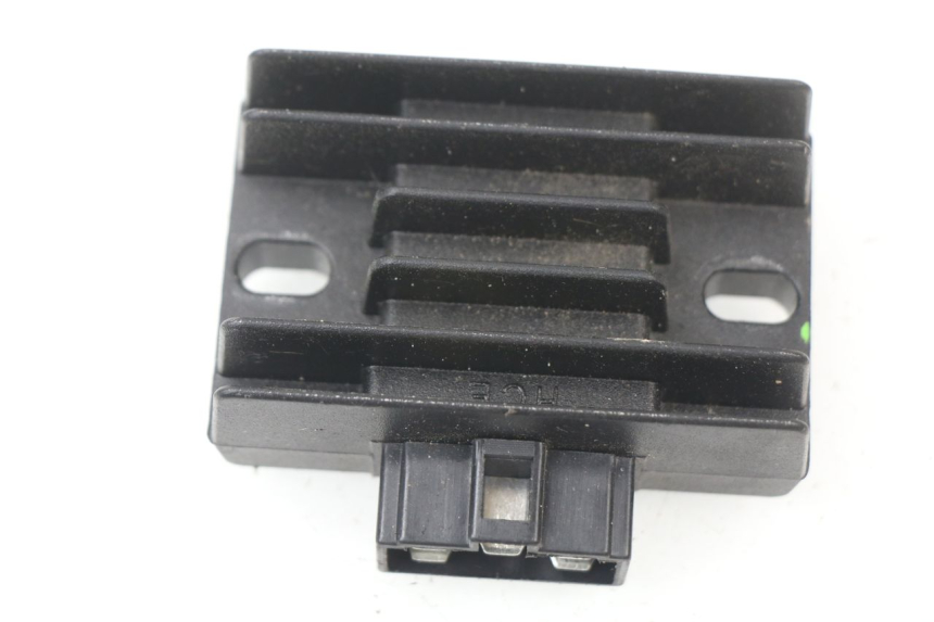 photo de Regolatore di carica YAMAHA AEROX 4 50 (2018 - 2020) - Vista principale