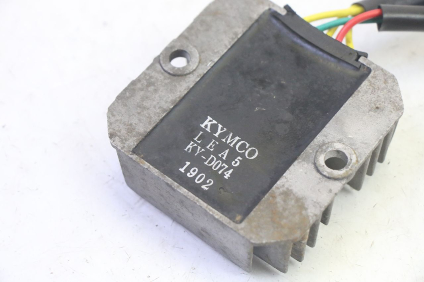 photo de REGOLATORE DI CARICA KYMCO AGILITY 16+ 4T 50 (2018 - 2023) - Zoom sullo stato d'uso