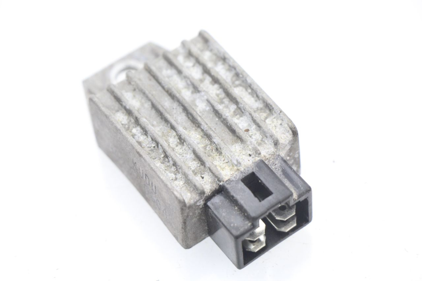 photo de REGOLATORE DI CARICA KYMCO AGILITY 4T 50 (2005 - 2018) - Vista principale