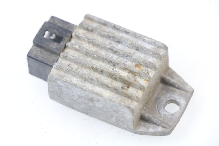 photo de REGOLATORE DI CARICA KYMCO AGILITY 4T 50 (2005 - 2018) - Vista principale