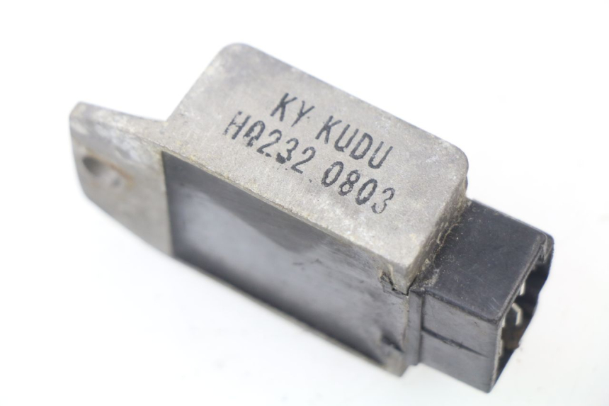 photo de REGOLATORE DI CARICA KYMCO AGILITY 4T 50 (2005 - 2018) - Dettaglio del componente