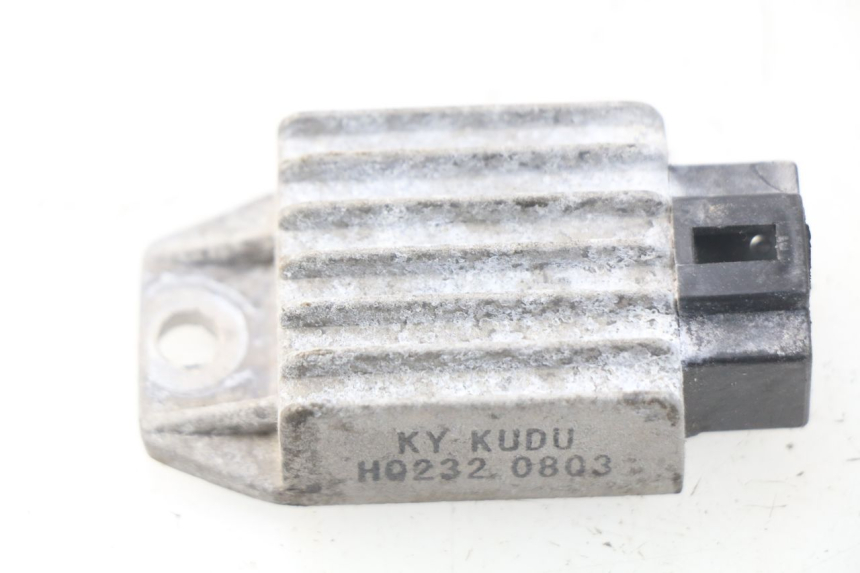 photo de REGOLATORE DI CARICA KYMCO AGILITY 4T 50 (2005 - 2018) - Vista principale