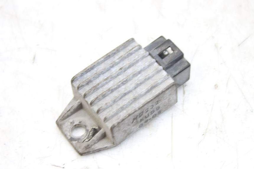 photo de REGOLATORE DI CARICA KYMCO AGILITY 4T 50 (2005 - 2018) - Zoom sullo stato d'uso