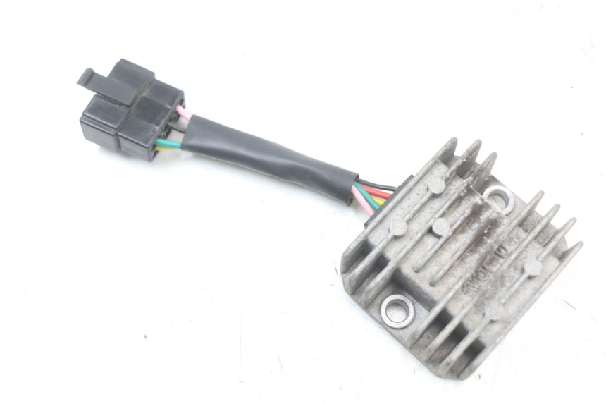 photo de REGOLATORE DI CARICA KYMCO AGILITY 4T 50 (2018 - 2022) - Dettaglio del componente